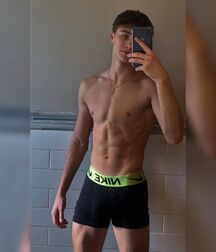Hansome Hunks in Trunks Gay Tube 61a26f8c87623.jpg