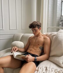Welcome December Gay Tube Porn 61a7f8866fe61.jpg