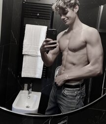 More Hot Twinks Gay Tube Porn 61aa51a4e2a2d.jpg