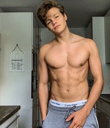 Sunday Boys Gay Twink Porn Guys 61bf727e3dc91.jpg