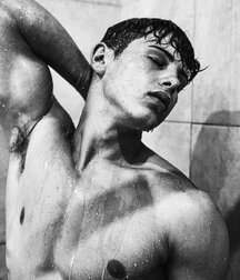 Merry Christmas Twink Gay Porn Selfies 61c4ef25000e0.jpg