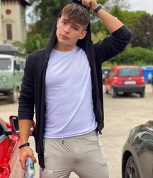 Merry Christmas Twink Gay Porn Selfies 61c4ef8b9bf41.jpg