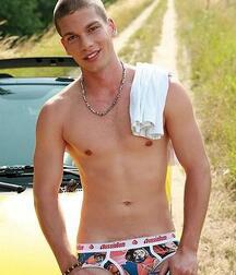 Here Comes Summer Gay Twink Porn 621fba9cbd6de.jpg