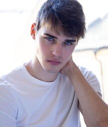Thursday Hotties Gay Twink Porn Boys 626184260a695.jpg