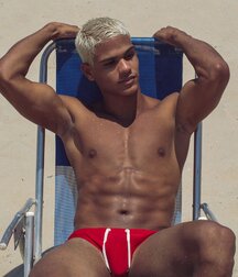 Midweek Hotties Gay Twink Porn Cocks 6269cb529c92e.jpg