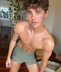Hello May Gay Twink Porn Straight Buddies  626e9e8770e60.jpg