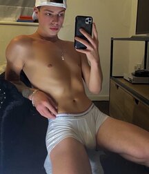 Hello May Gay Twink Porn Straight Buddies  626ea0385ebe6.jpg