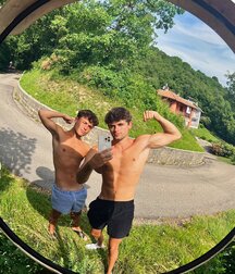 Hello Summer Hot Boys Gay Twink Porn 62b0b27fe4ca6.jpg