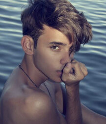Fine Standing Sexy Boys Gay Twink Porn 62eb32553ba7e.jpg