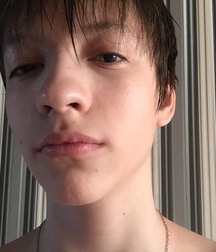 boy selfies 5ebab2ed869f3.jpg