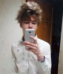 boy selfies 5ebab2fdcbb0b.jpg