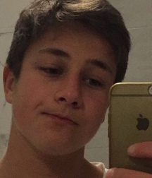 boy selfies 5ebab300c5952.jpg