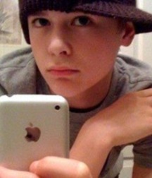 boy selfies 5ebab3144599b.jpg