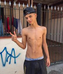 Tom's sweet boys 1 cute shirtless twinks 5eb9905e9a685.jpg