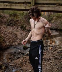 No-nude boys 5ea56e8da4873.jpg