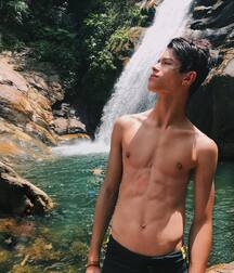 Boys mix 5eee3b5c8c3a0.jpg