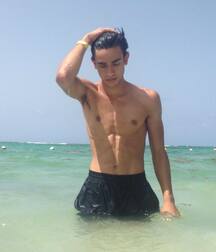 Alexryt mix shirtless and boys porn 5f0087c60ae58.jpg