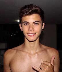 Alexryt mix shirtless and boys porn 5f0087d2a93e3.jpg