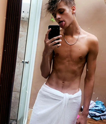 Alexryt mix shirtless and boys porn 5f008b0a2a051.jpg
