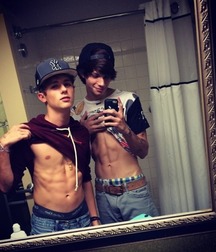 Alexryt mix shirtless and boys porn 5f008b24494fb.jpg