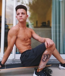 Alexryt mix shirtless and boys porn 5f008dd2429f4.jpg