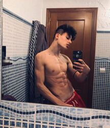 Alexryt mix shirtless and boys porn 5f0092a647e7f.jpg