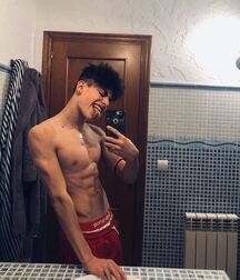 Alexryt mix shirtless and boys porn 5f0092aa50876.jpg