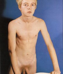 Vintage Teenboy Porn Magazin 5eadd99d47b62.jpg