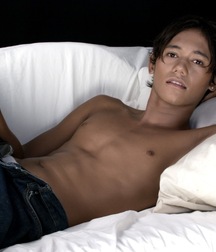 Shirtless Jeans Boys (No Nude) 60de23d48da2f.jpeg