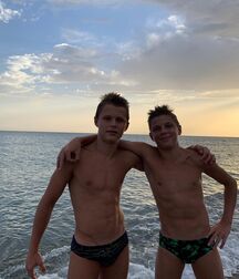 Vacation for the Boys Twink Tube 60ead97500c04.jpg