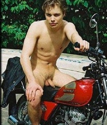 Biker Boys Gay Porn Public 6100029de2b4e.jpg