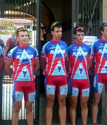 Cycling Boys in Lycra (No Nude) 610d4c66b95ef.jpg