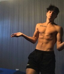 shirtless beauties gay tube teens 5fe4591ded75d.jpg