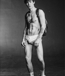 shirtless beauties gay tube teens 5fe45936dac37.jpg