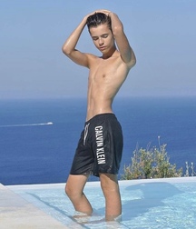 gay tube shirtless beauties nonude 60851dffc60b3.jpeg