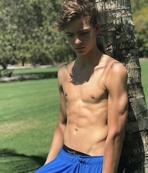 gay tube shirtless beauties nonude 60851e262eb23.jpeg