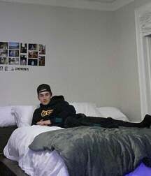 Teenagers in Socks 5eb971897b30a.jpg