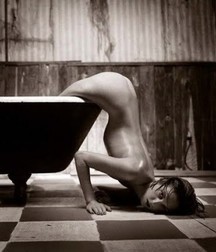 Black and White 59343eff9e33f.jpg