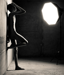 Black and White 5934400fefdde.jpg