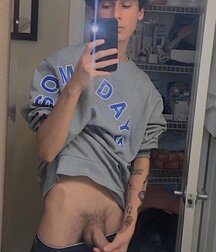 Hot BIG Guys 5ef65cc9aee9e.jpg