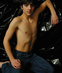 Kim in Black Gay Porn Boys 5ee3990df1ddf.jpg