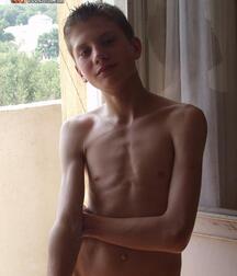 Leha the bed teen boy porn 5f5e4077db639.jpg