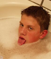 Teen boys porn take a bath 5f5f991edb3e3.jpg