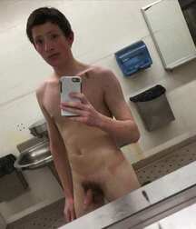 Hot swimmer dick selfie GBT Gay Porn Tube 60d104a8bae17.jpg