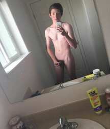 Hot swimmer dick selfie GBT Gay Porn Tube 60d104c7aa864.jpg