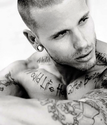 First images posted - only a tease this time 5f0650751047d.png