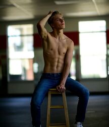 Fun just general pics boys porn 5ec56f370e153.jpg