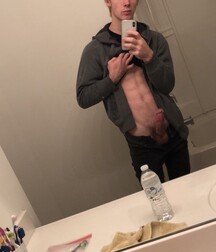 Me 5efb6e9c555a0.jpg