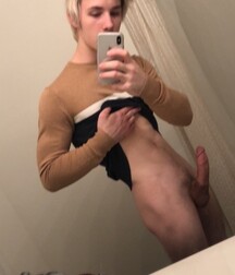 Me 5efb6e9e17a04.jpg