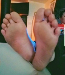 Boy Feet gay tube mix 5f92edefd2751.png